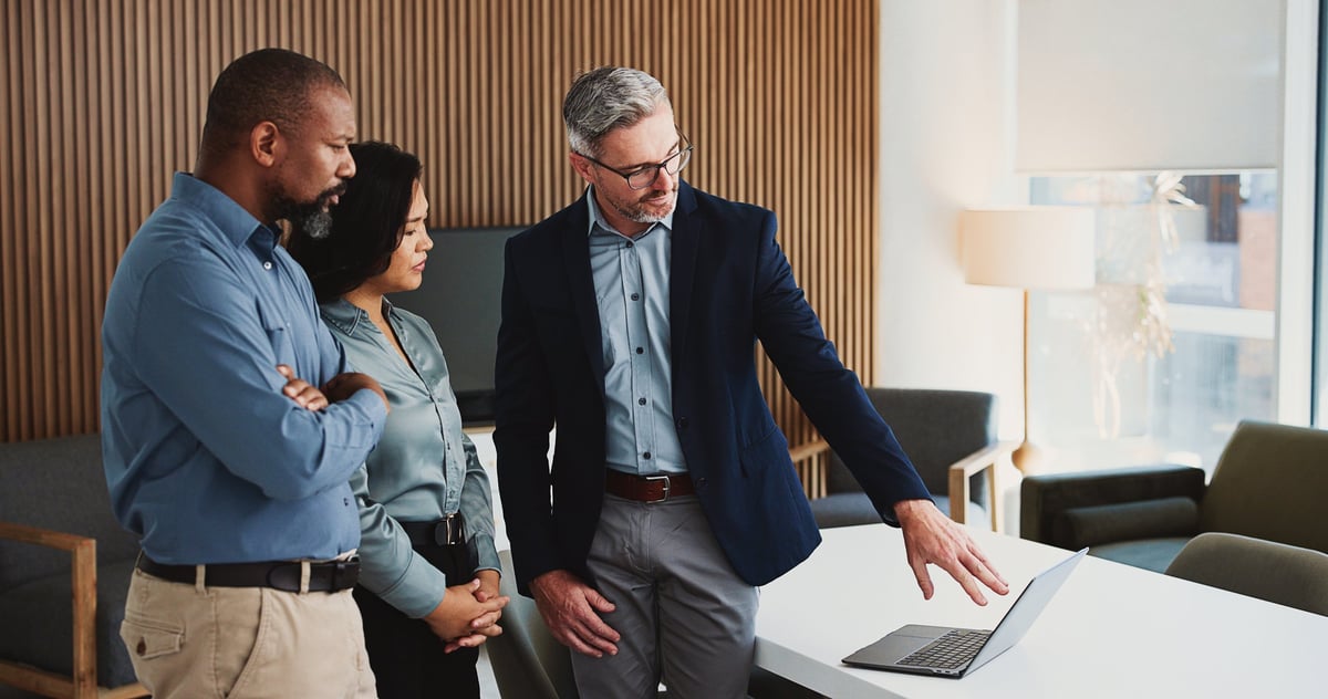 FOYI consultant reviewing business plans with a client